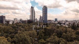 Point of view of the most famous street in Mexico.