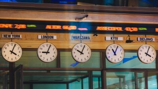 Warsaw_exchange_alamy_575_375