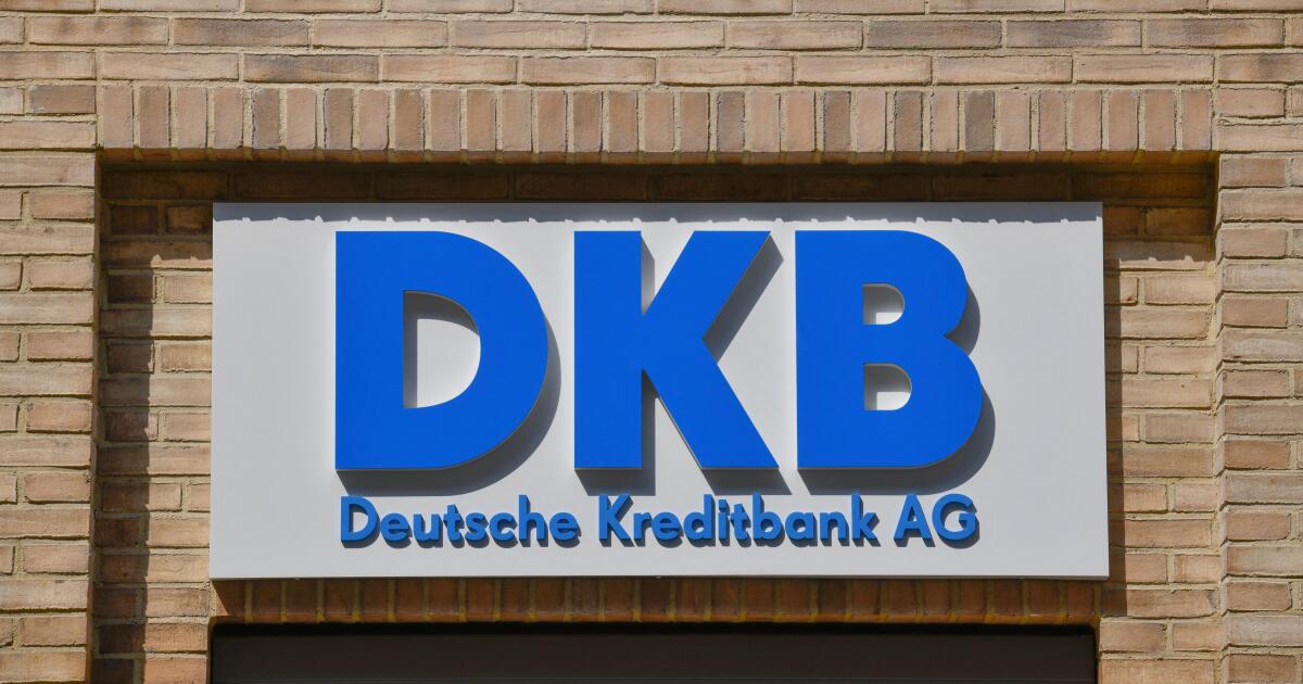 DKB plays for the long end with 12 year covered mandate