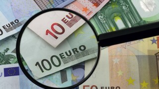Euro_magnifying_glass_575x375_PA_250820
