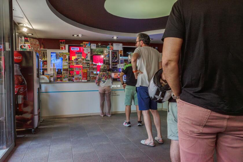 People Queue At Tobacco Shop For Cigarette Purchase. Spanish Estanco Store, Customer Line, Tobacco Sales, Retail Business, Consumer Behavior, Shopping
