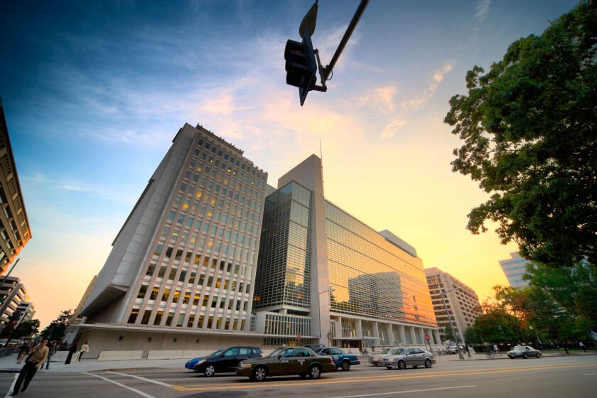 The World Bank Group main building, 1800 H Street NW, Pennsylvania Avenue, Washington DC, USA.