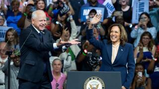 Philidelphia, United States. 06th Aug, 2024. Vice President and Presidential nominee Kamala Harris introduces her vice presidential candidate Minnesota Governor Tim Walz to the crowd during their first campaign rally at Temple University in Philadelphia, 