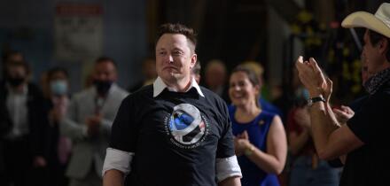 KENNEDY SPACE CENTER, USA - 30 May 2020 - Elon Musk, SpaceX Chief Engineer, and the SpaceX team are recognized by Vice President Mike Pence inside the