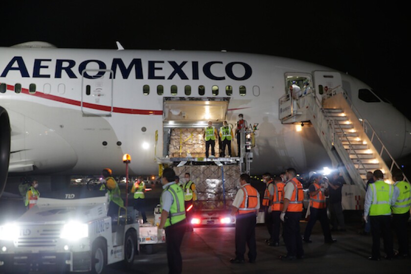 Aeromexico, Airport, aircraft, supplies, cargo, Covid-19, coronavirus, emergency, aeroplane, airline, Mexico, LatAm, 575