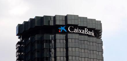 CaixaBank, Skyscraper in Barcelona