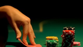 Poker bluff from Alamy 23Sep22 575x375