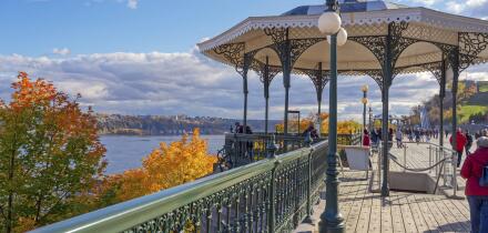 Terasse Dufferin in autumn Quebec Canada