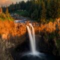USA, Washington State, Snoqualmie. Snoqualmie Falls evening light.
