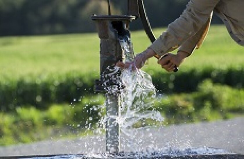 Pump_water_Fotolia_230x150