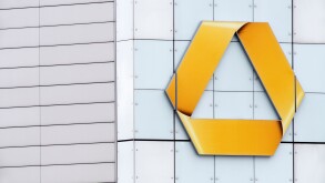 facade with logo of the headquarter of bank 'Commerzbank' in Frankfurt (Main)