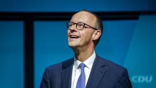 Berlin, Germany. 20th Feb, 2025. Friedrich Merz, CDU candidate for chancellor and federal CDU chairman, receives applause from participants at a CDU election campaign event at the Euref Campus. Credit: Kay Nietfeld/dpa/Alamy Live News