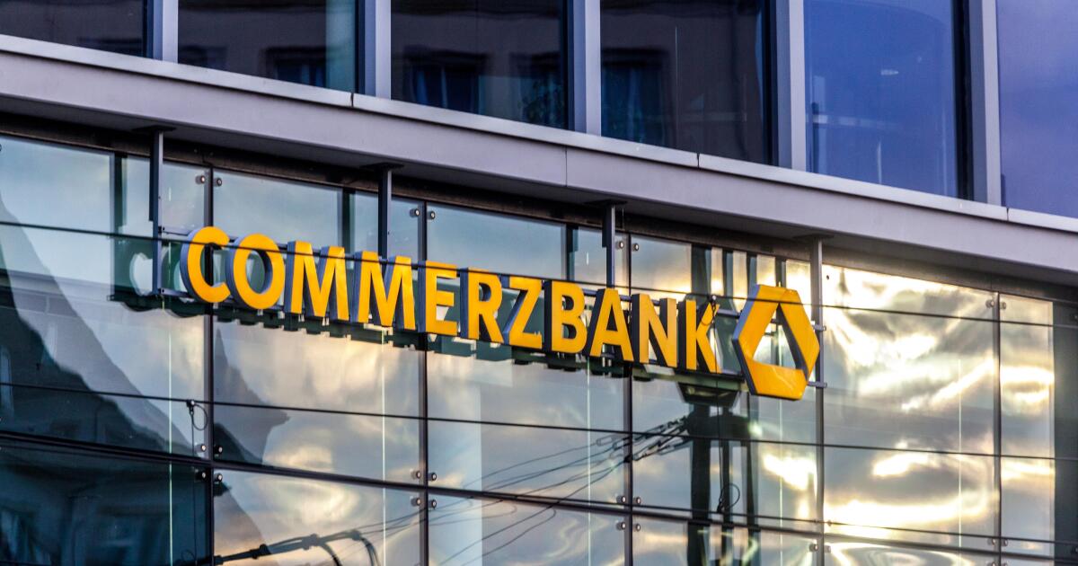 Commerzbank becomes week's first national champion to print SNP