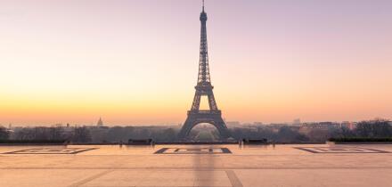 Early morning view of Eiffel Tower from Trocadero with winter sunrise colors