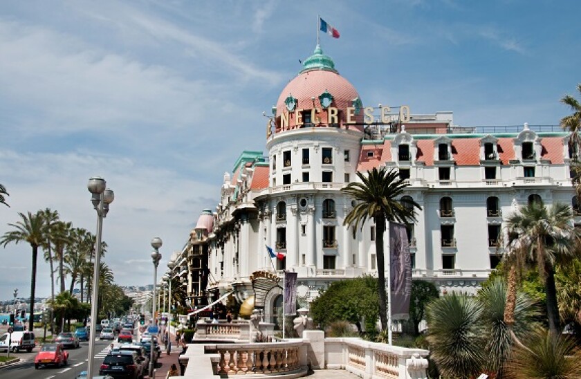 Convivio_alamy_575_375