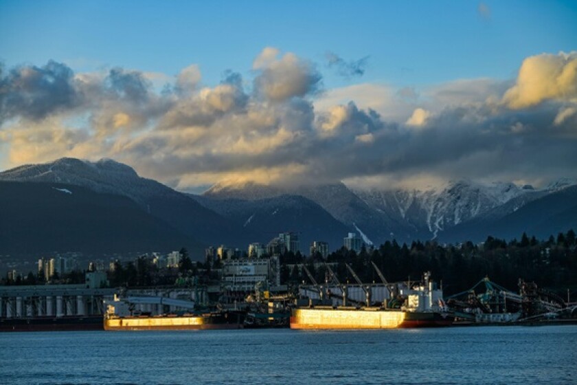 Cargill grain terminal Vancouver from Alamy 24Oct25 575x375.jpg