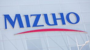 mizuho-alamy-101025.jpg