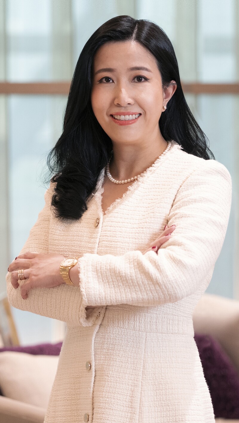 Metinee Jongsaliswang, First EVP, Head of Private Banking, Siam Commercial Bank.jpg