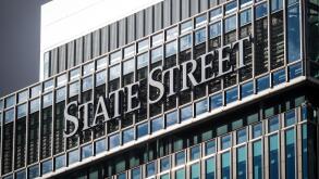 State Street Tower in Canary Wharf, East London UK