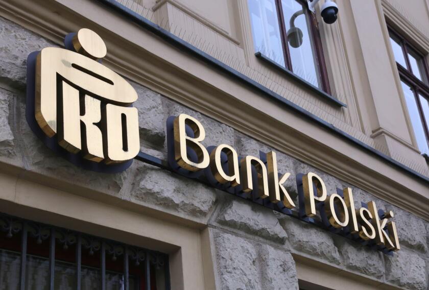 PKO Bank Poland HiRes 575