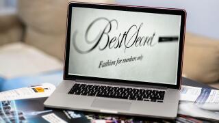 On a laptop is seen the website of the online shopping club "BestSecret". Photo: picture alliance / Robert Schlesinger