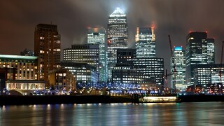 AdobeStock_CanaryWharf_575x375_Oct2020