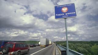 Germany, Poland, border crossing, cars, bridge, river morello, margin, state margin, countries, states, border river, autobridge, street, traffic, border traffic, the EU, sign, sign, heaven, cloudies,
