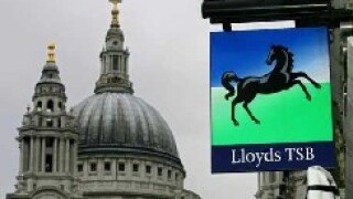 lloyds-1362135c.jpg