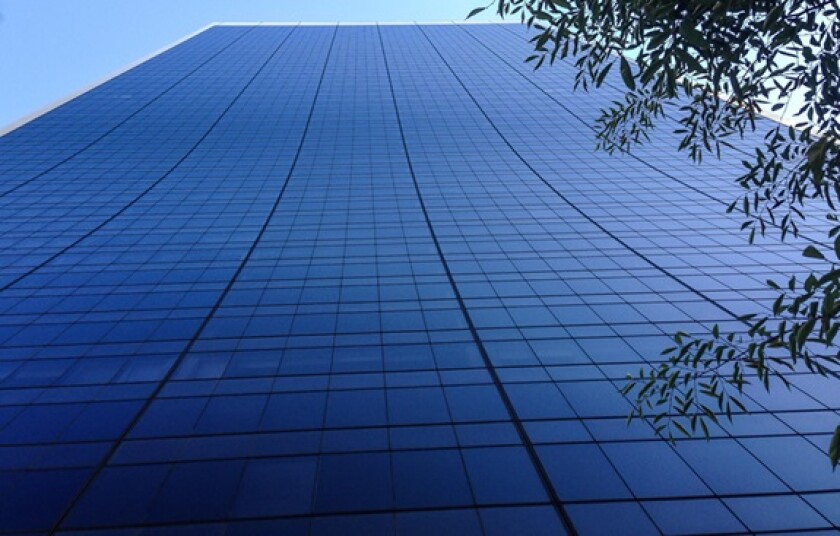 Apollo HQ NY Solow Building from Alamy 30Jul24 575x375