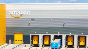 Amazon Derby-Kegworth, Amazon prime delivery Amazon warehouse SEGRO Logistics Park, East Midlands Gateway,Junction 24 M1,East Midlands England UK GB