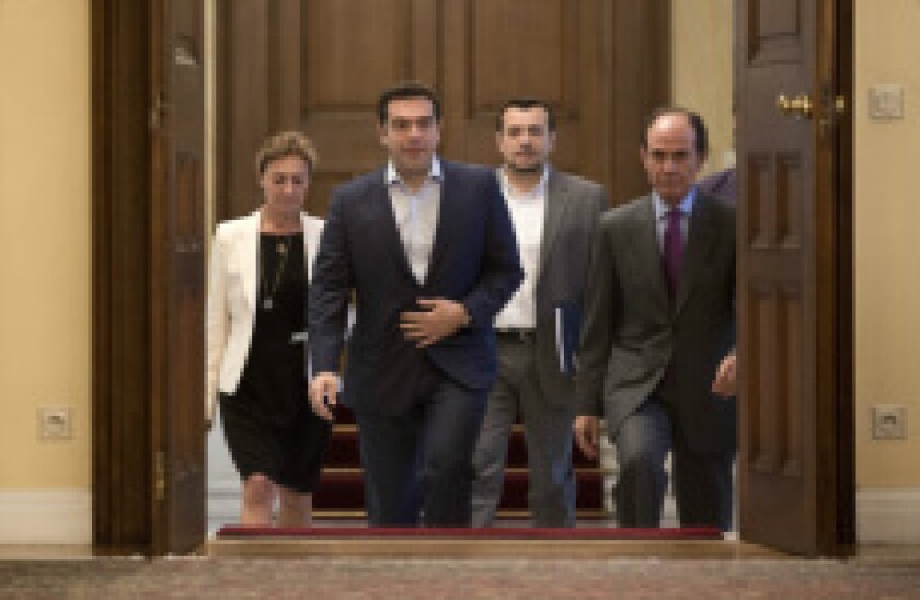 Tsipras and crew PA 230x150