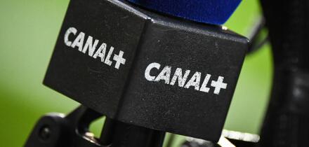 Microphone Canal + during the French championship Ligue 1 football match between RC Lens and Stade Rennais (Rennes) on August 27, 2022 at Bollaert-Delelis stadium in Lens, France - Photo Matthieu Mirville / DPPI