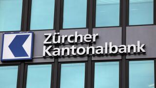 Zuerich, Switzerland, Logo of Zuercher Kantonalbank to a house facade