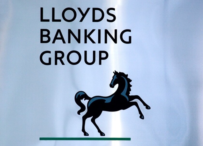 lloyds-alamy-010925.jpg