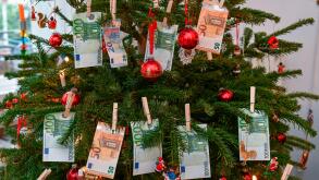 christmas tree, donation, gift of money