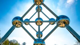 Brussels Atomium, Bruxelles Atomium, Brussel The Atomium building. Famous futuristic modern architecture landmark from the fifties.