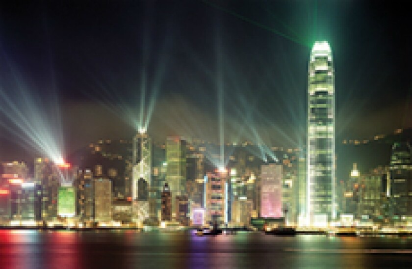 Hong Kong_night_230px