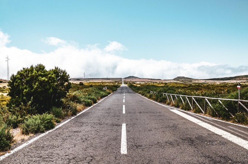 Empty highway from Alamy 29Sep22 575x375