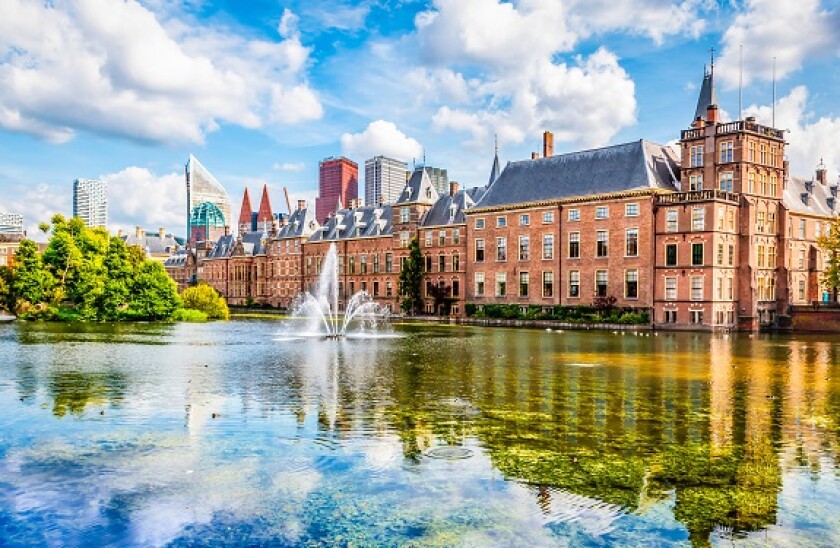 Dutch_Parliament_Alamy_575x375_11May21