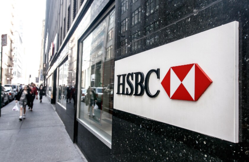 alamy 2021-06-24 hsbc manhattan 575x375