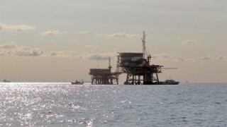 Ravenna_oil_rig_Alamy_230x150