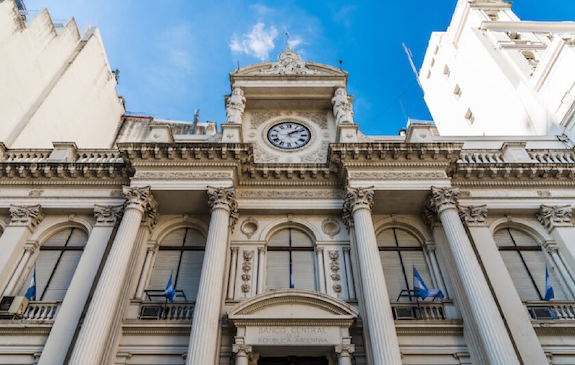 Argentine Bank Wraps Swap But Default Looms