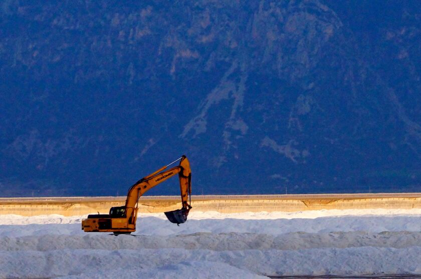 Acigöl Lake - soda ash.jpg