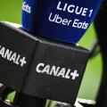 Microphone Canal + during the French championship Ligue 1 football match between RC Lens and Stade Rennais (Rennes) on August 27, 2022 at Bollaert-Delelis stadium in Lens, France - Photo Matthieu Mirville / DPPI