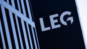 Duesseldorf, Germany. 17th Oct, 2023. The corporate headquarters of LEG Immobilien SE at the airport. Credit: Rolf Vennenbernd/dpa/Alamy Live News