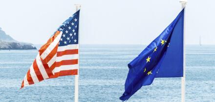 Flags of the European Union and the USA, symbolic photo for partnership, diplomacy, foreign policy Austria