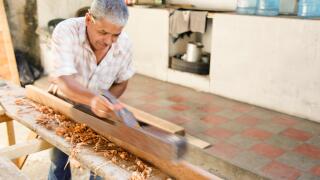 Carpenter in action, Santa Tecla, El Salvador