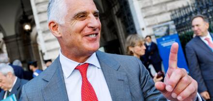 Roma, Italia. 30th May, 2025. L'ad di Unicredit Andrea Orcel durante la presentazione della Relazione annuale della Banca d'Italia, Roma, Venerdi 30 Maggio 2025 (Foto Roberto Monaldo/LaPresse) Unicredit CEO Andrea Orcel during the presentation of the Bank