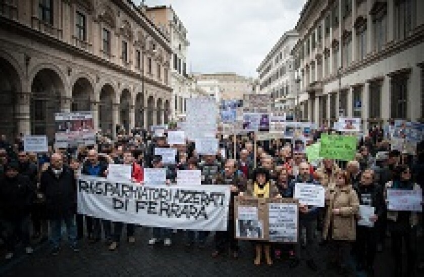 Italy_bank_protest_FIG_PA_230x150_090419