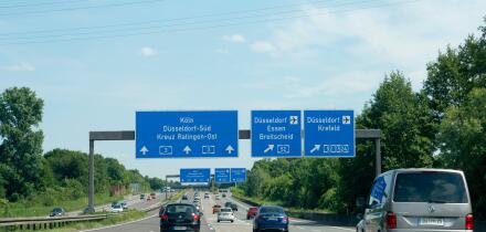 Deutschland, Nordrhein-Westfalen, Kreis Mettmann, A3 / A524, A52, Ratingen, Autobahndreieck Langenfeld